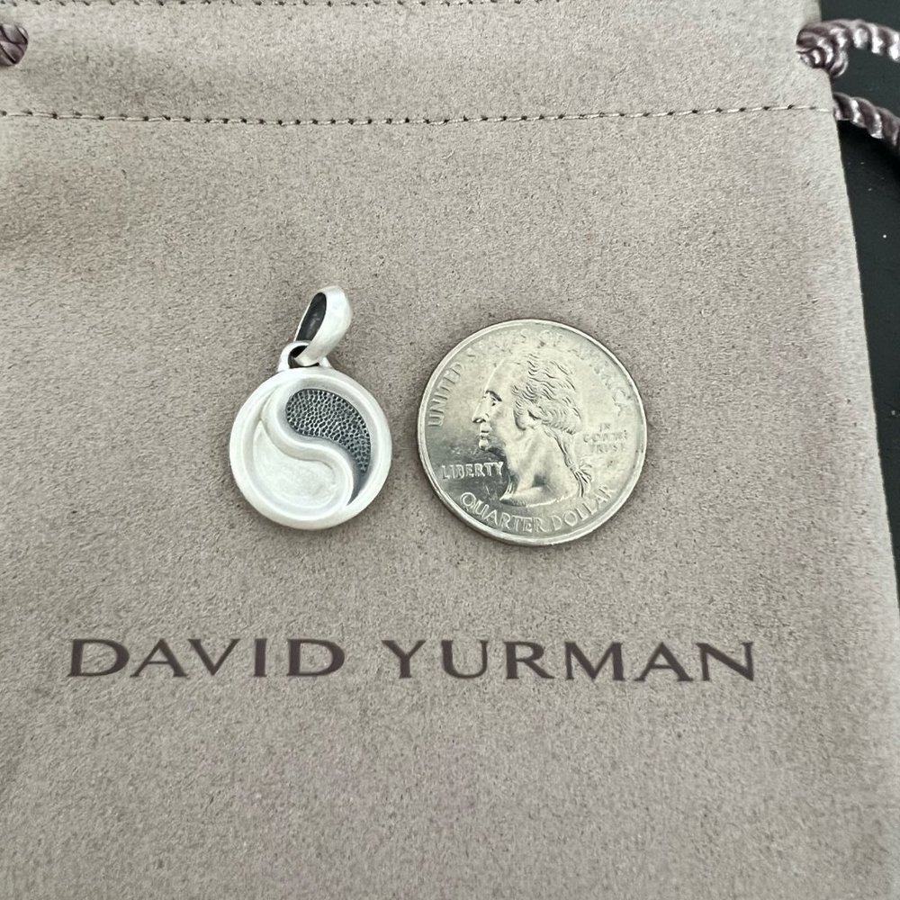 David Yurman Silver Yin Yang Pendant - Picture 4 of 6